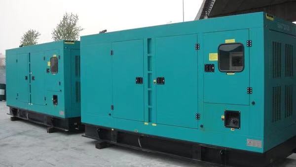 南昌康明斯400kw大型柴油二手发电机组